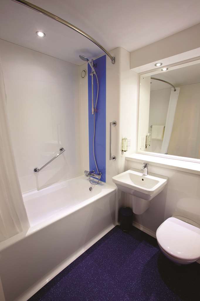 Travelodge Peterborough Central 객실 사진